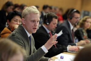 Шабунин: Предоставить разрешение на привлечение, но не проголосовать за арест и задержание – это примитивный развод