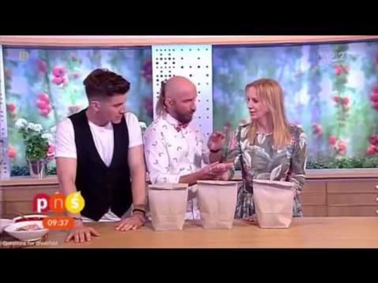 Фокус не удался: женщина повредила руку