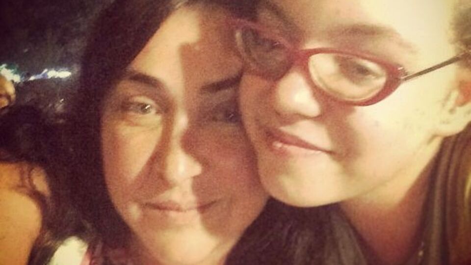 Лолита (на фото слева): Это не слепое прослушивание от нашей семьи. Мы точно в певицы не пойдем, но я сама очень люблю слушать, как поют люди, любящие это делать