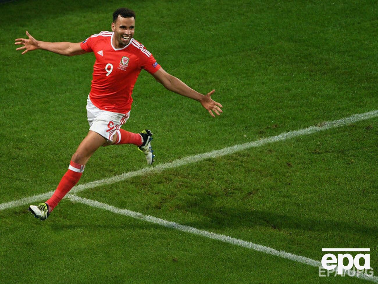 Робсон-Кану забил свой мяч на 55-й минуте игры