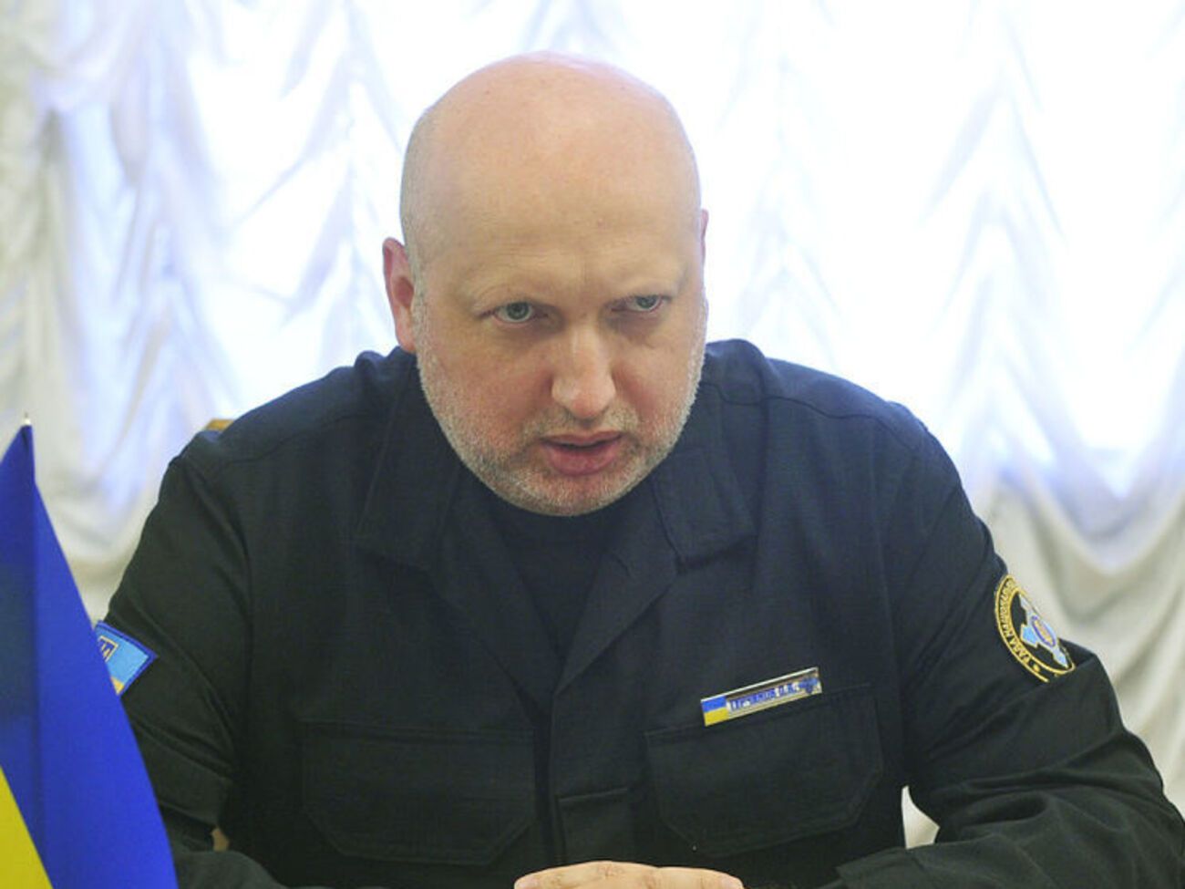 Турчинов допустил "локальные наступления" на Донбассе