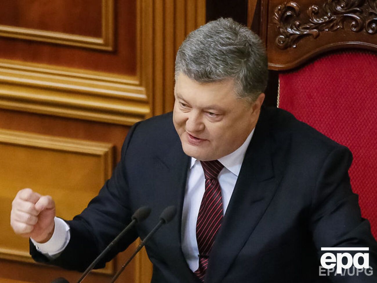 Порошенко примет участие в саммите НАТО