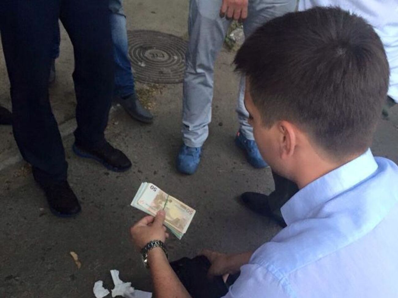 В отношении следователя открыто уголовное дело по статье о неправомерном получении выгоды должностным лицом