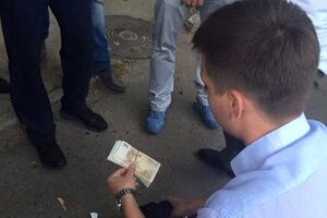 В отношении следователя открыто уголовное дело по статье о неправомерном получении выгоды должностным лицом