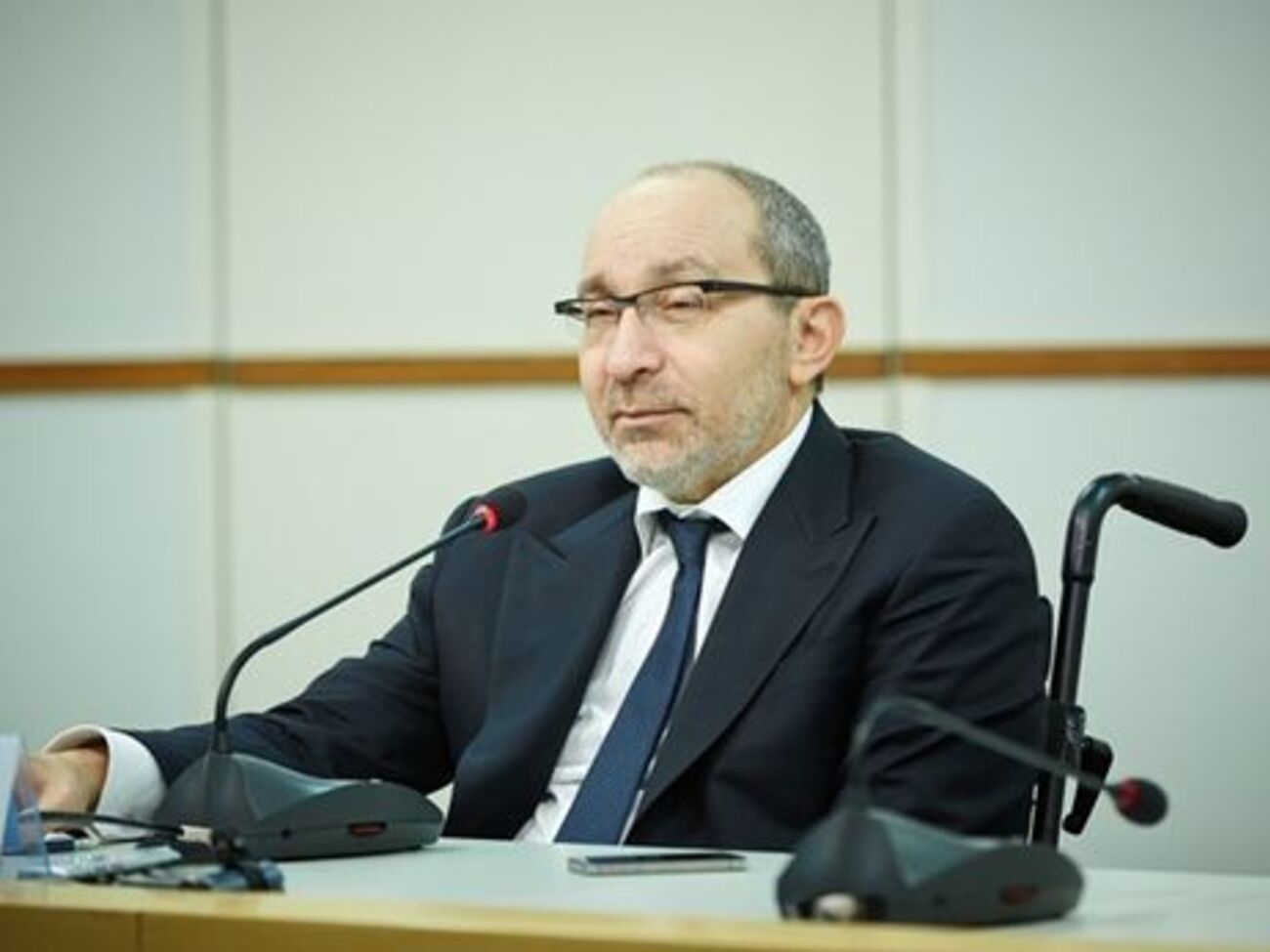 Кернес не стал выносить вопрос на голосование