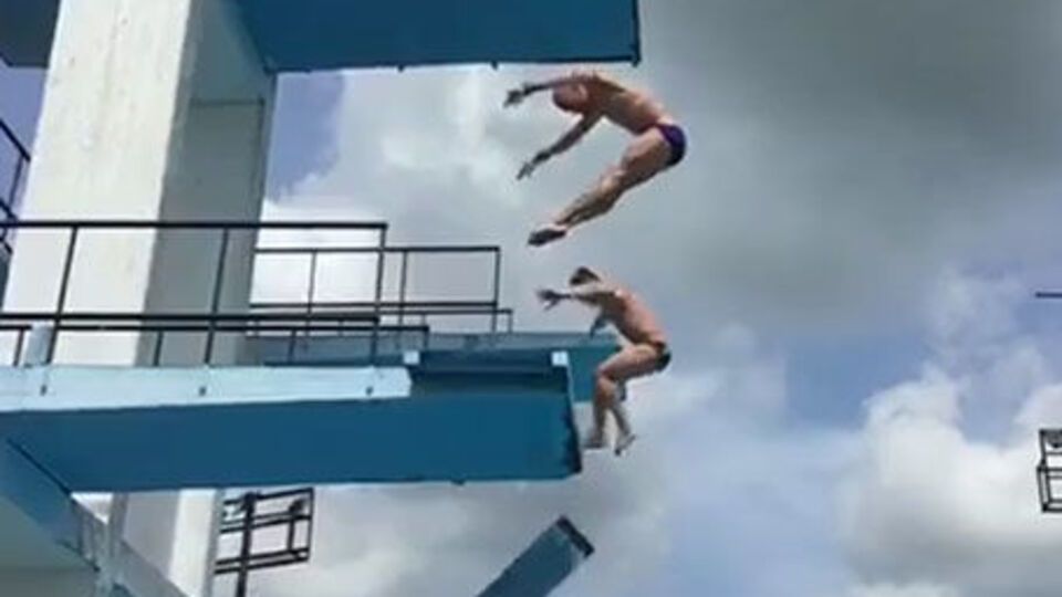 Спортсмену удалось избежать травм