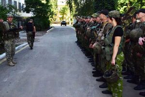 В Торецк прибыла полицейская группа из 40 человек