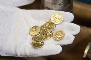 На каждого украинца приходится 65 банкнот и почти 300 монет. Инфографика