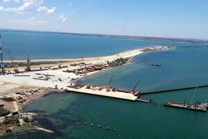 Так выглядит Керченский мост через год после начала строительства