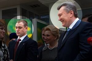 Один из охранников экс-президента Януковича, который теперь охраняет Порошенко