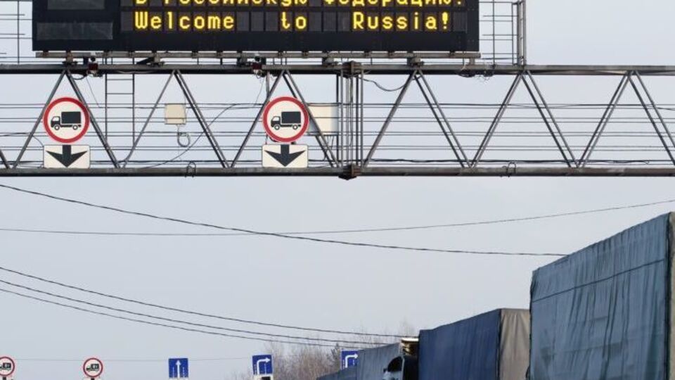 В Смоленской области на границе Беларуси и России скопились фуры с украинскими товарами