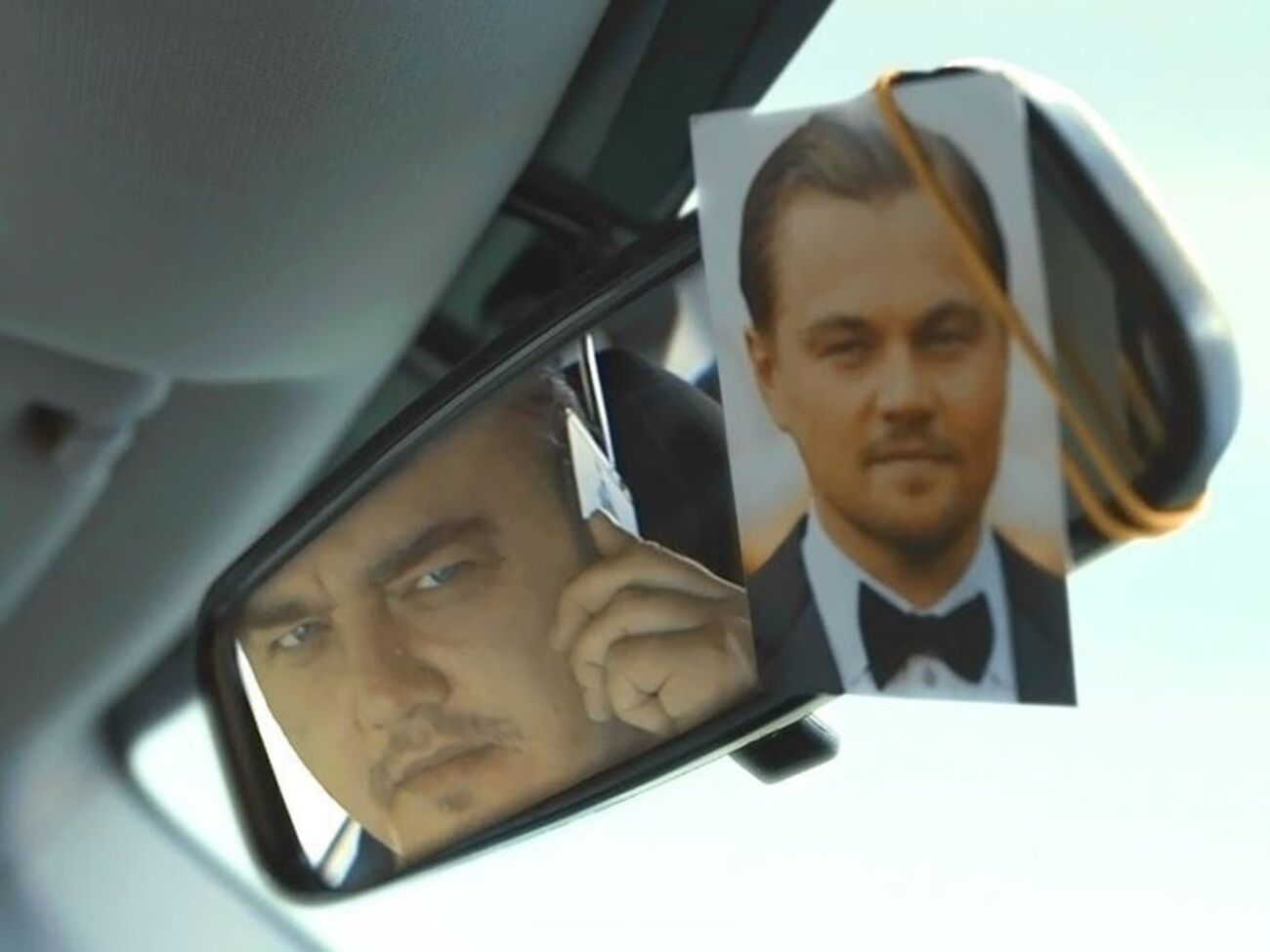 Двойник ДиКаприо в рекламе водки показал побег от фальшивой жизни