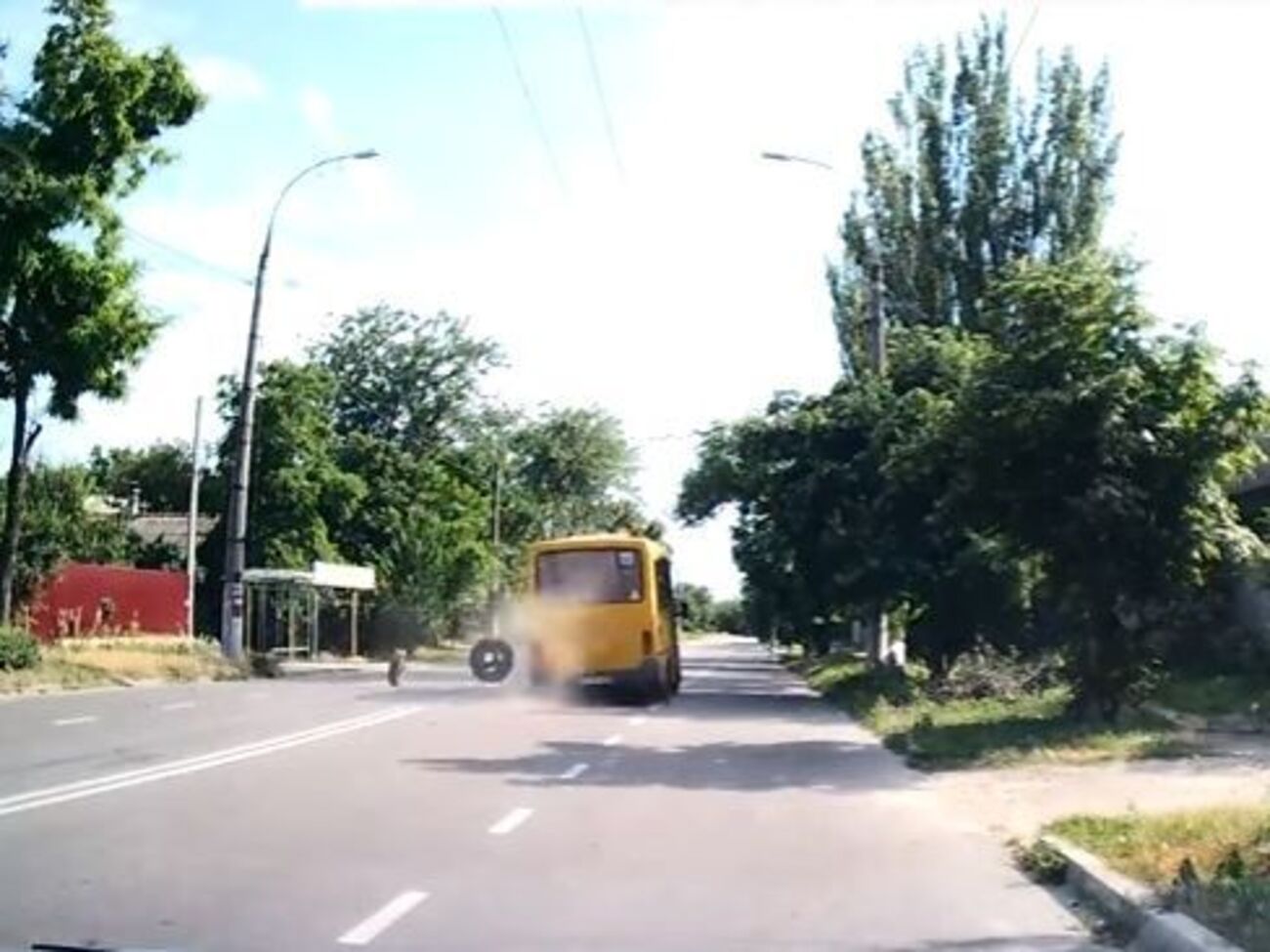 Херсонская маршрутка "потеряла" колеса