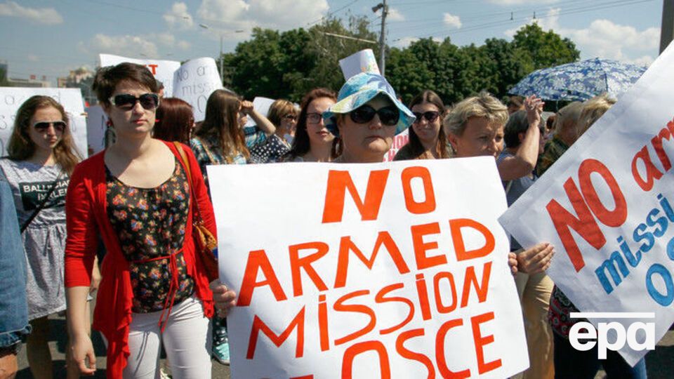 На захваченных боевиками территориях участились случаи беременности среди девушек 16–17 лет