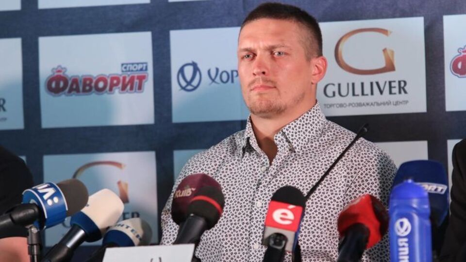 В апреле Усик заявил, что переедет из Крыма в Киев