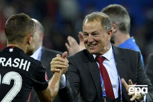 Де Бьязи вывел на Евро 2016 сборную Албании