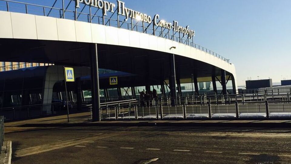 Семья северокорейского дипломата купила билеты на самолет, вылетавший из Петербурга