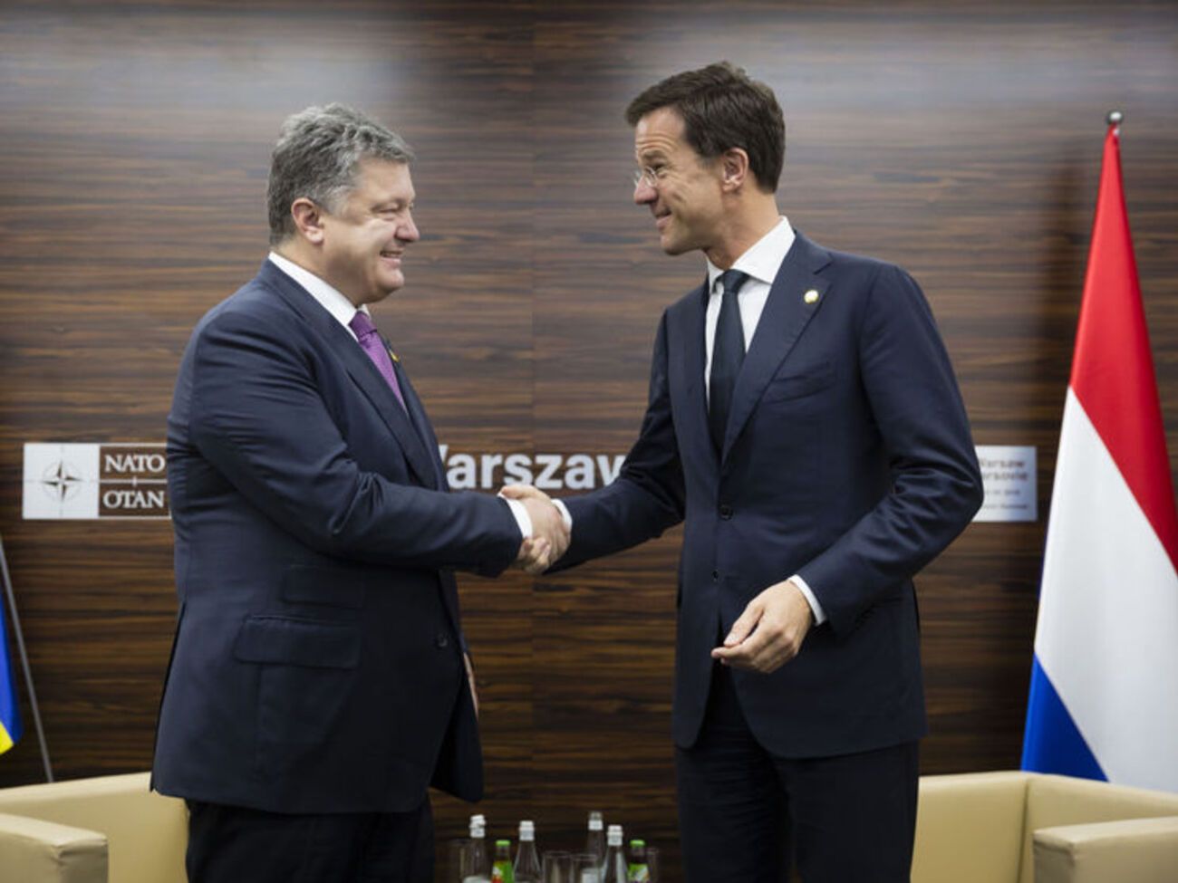 Порошенко и Рютте встретились в Варшаве