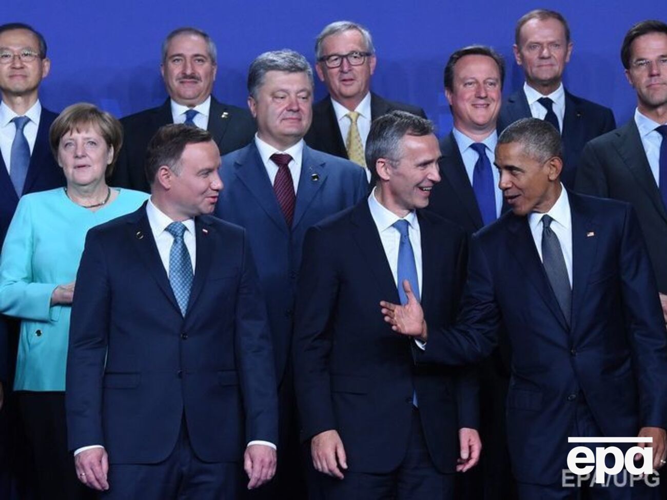 Порошенко поставили между канцлером Германии и премьером Великобритании