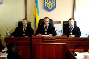 Суд продлил "мукачевским стрелкам" срок содержания под стражей