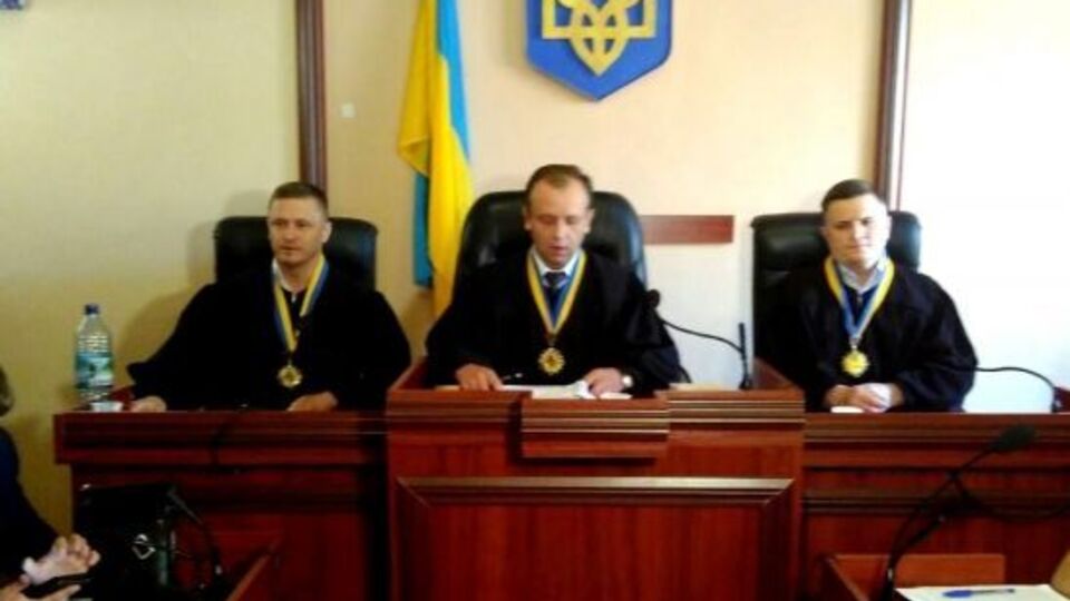 Суд продлил "мукачевским стрелкам" срок содержания под стражей