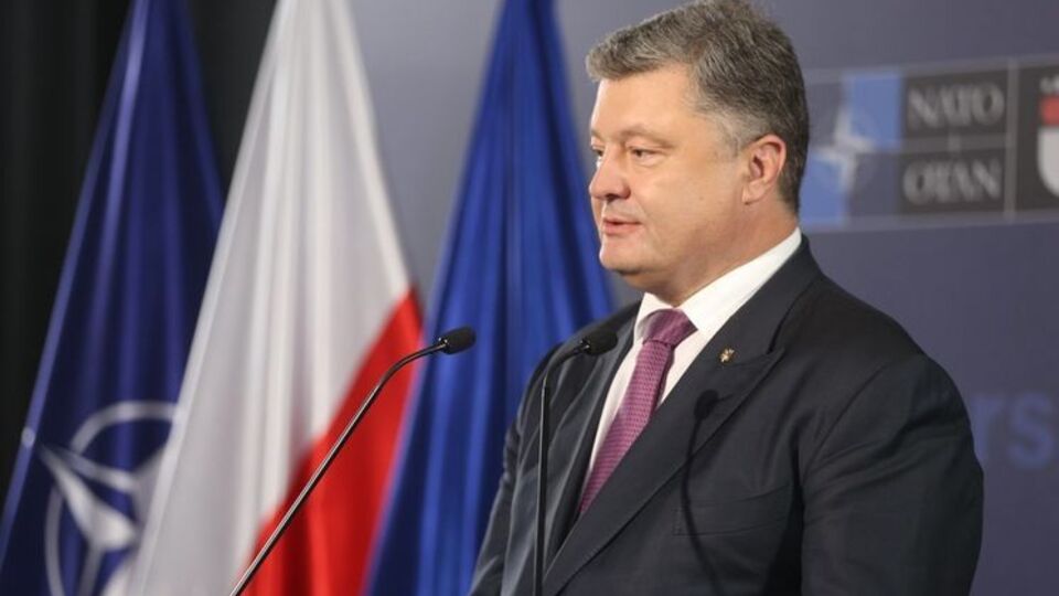 По итогам саммита НАТО Порошенко провел брифинг