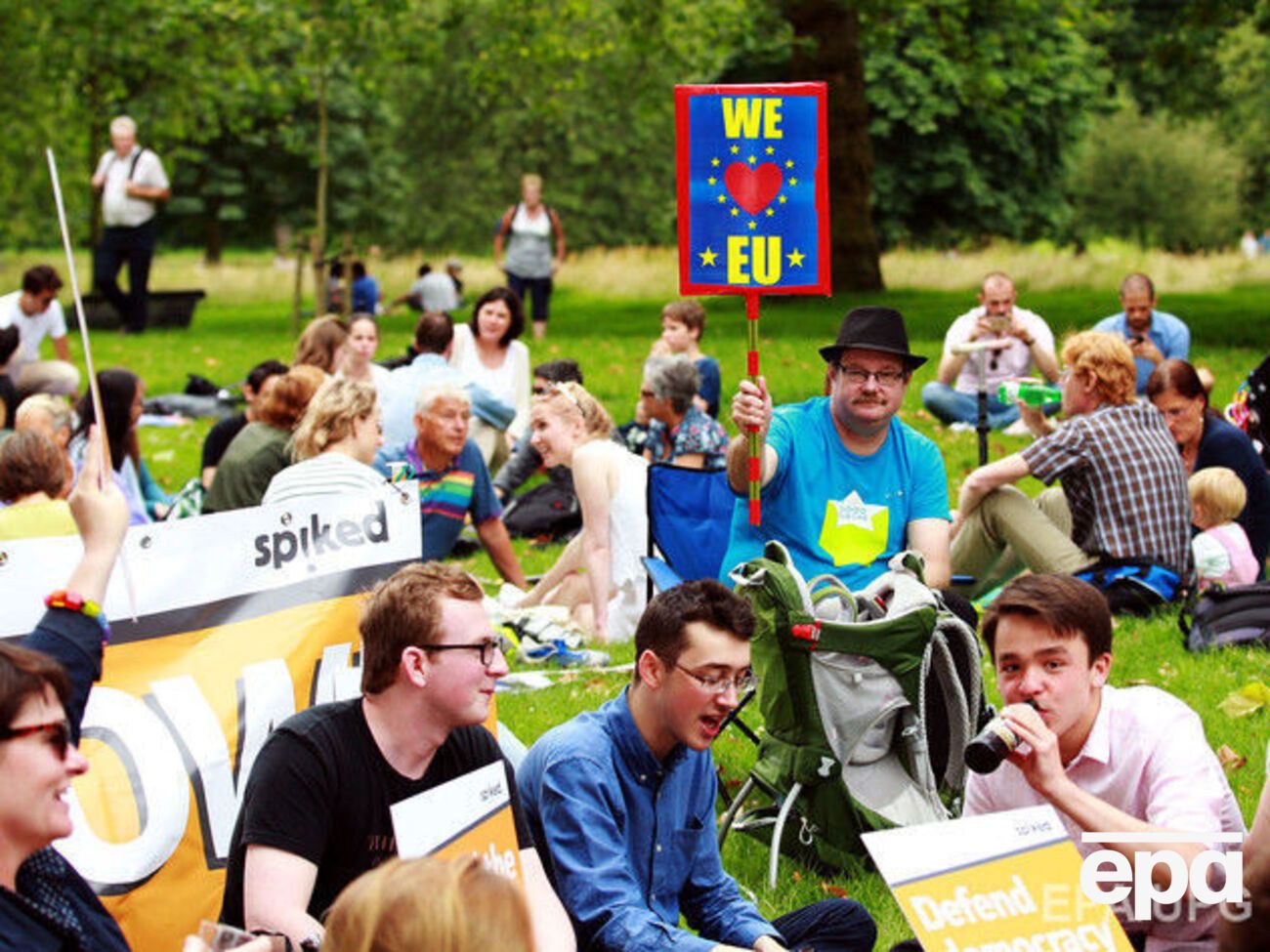 Портников:&nbsp;Триумф прямой демократии &ndash; это попытка профессиональных политиков играть на поле популистов в условиях, когда такая игра недопустима