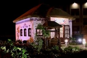 В Одессе построили специальную "хатынку бракосочетаний" для экстренных бракосочетаний