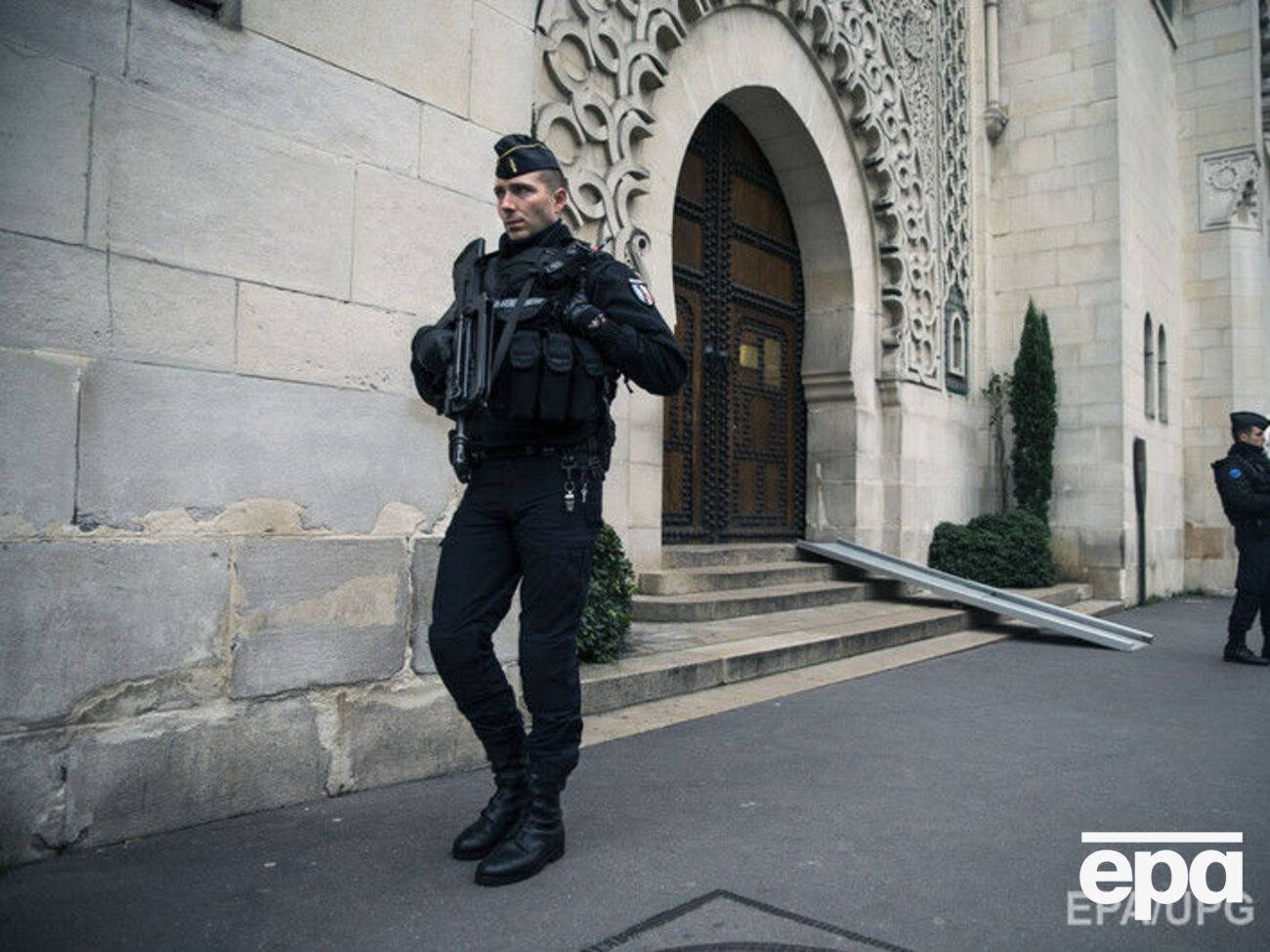 За радикализм мечети стали закрывать в декабре 2015 года