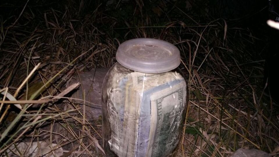 У Чауса обнаружили банку, в которой он хранил деньги