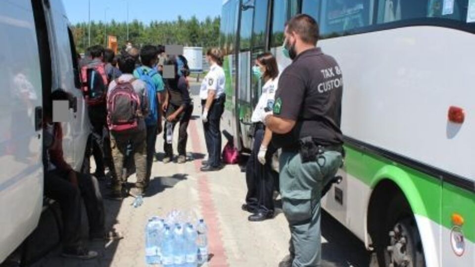 Задержание произошло у города Толна вблизи границы с Сербией