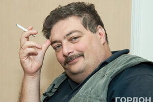 Быков: Не зря я чтил его заранее. Медведев – истинный премьер: он не подаст мне подаяния, однако смог подать пример