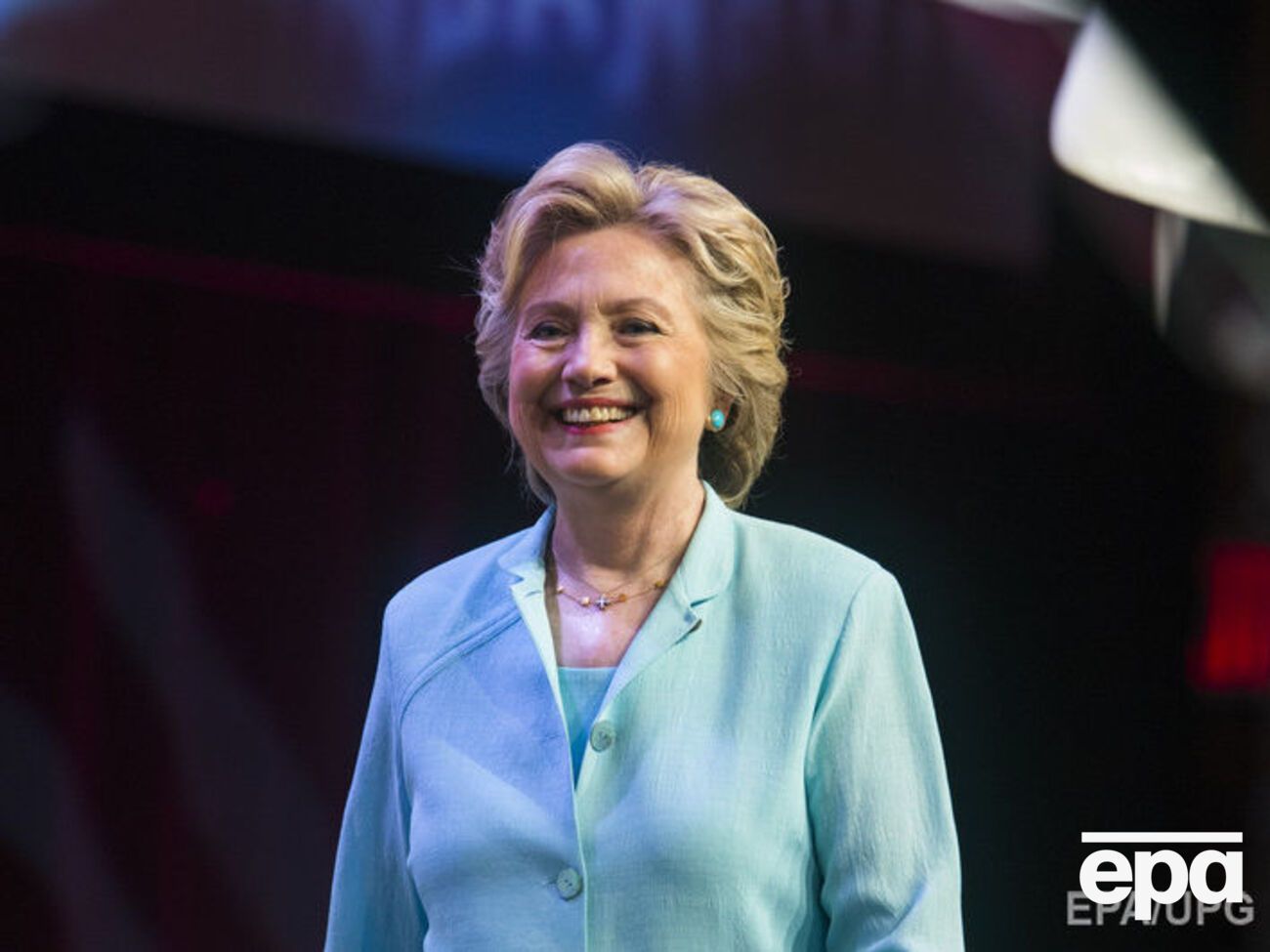 Клинтон опережает Трампа в предвыборной гонке