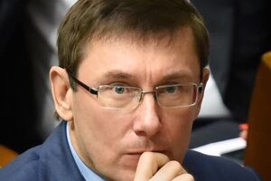 Луценко признал, что ошибся, когда заявил о телефоне террориста Плотницкого в записной книжке задержанного налоговика