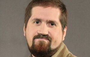 Медики вскрыли тело Лютикова