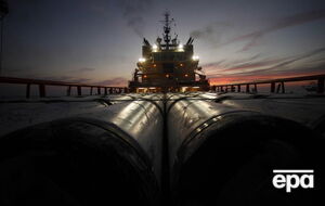 Нефть подешевела ниже $44 за баррель