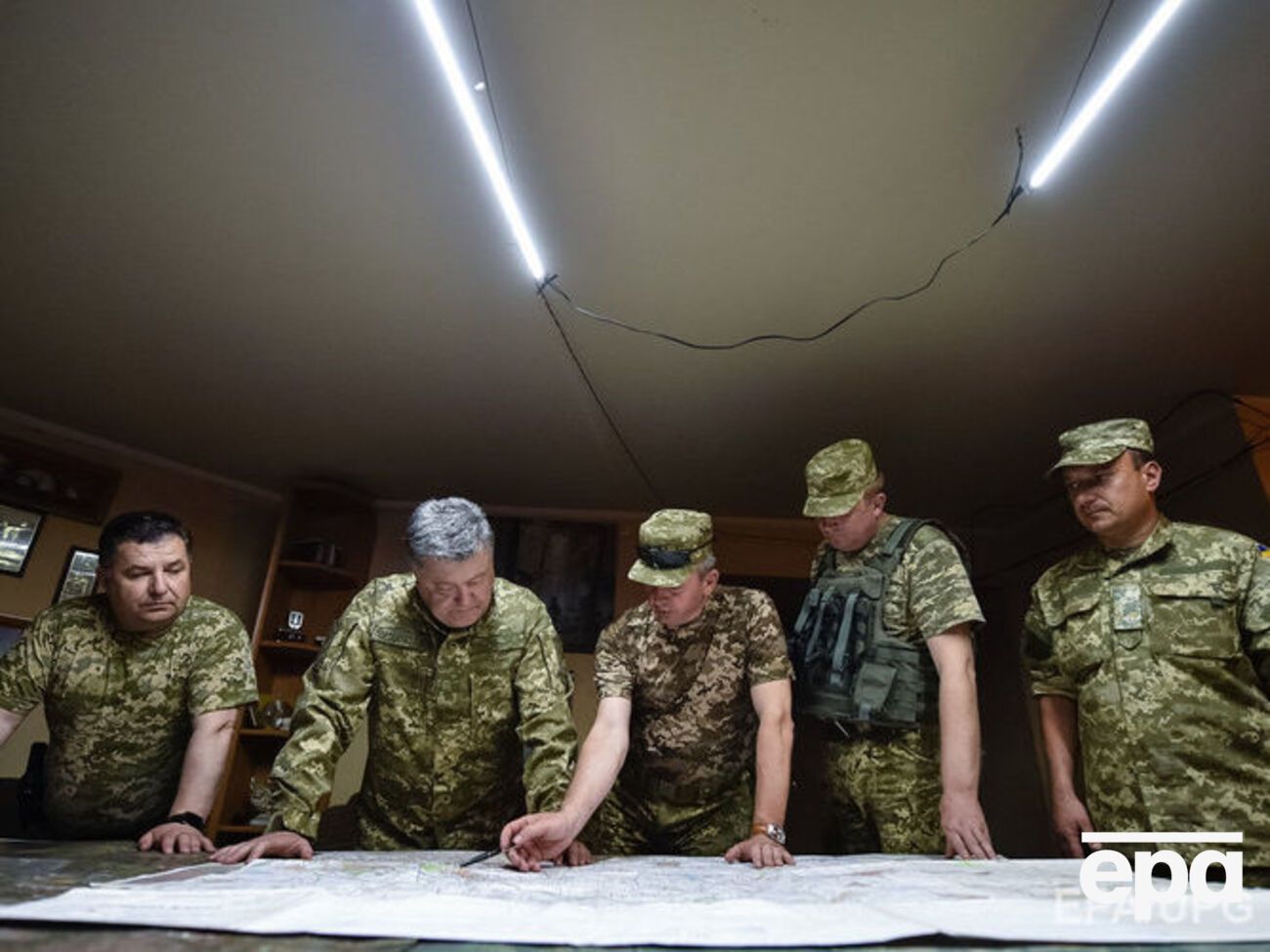 Украинские войска в районе Крыма и на Донбассе приведены в повышенную боеготовность