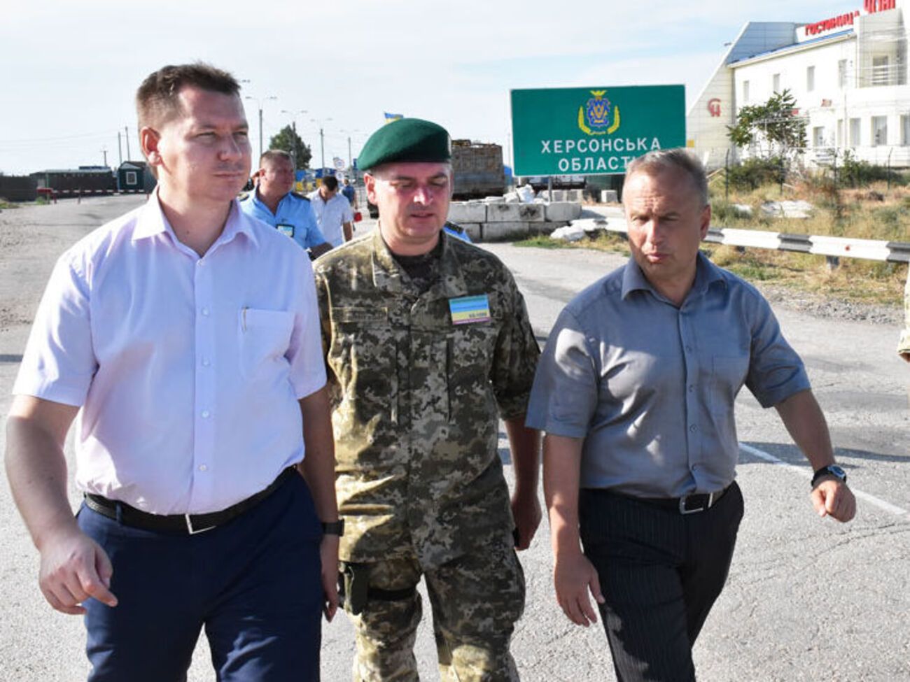 Гордеев (на фото слева):&nbsp;Проведены все мероприятия по укреплению первой линии обороны согласно плану, утвержденному Генштабом