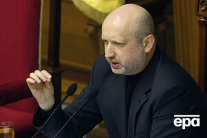 Турчинов отметил, что российские силовики "традиционно злоупотребляют алкоголем, особенно в выходные дни"