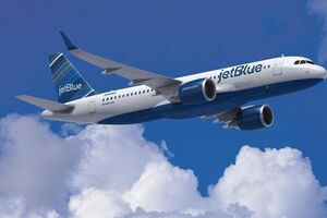 Самолет авиакомпании Jet Blue попал в турбулентность