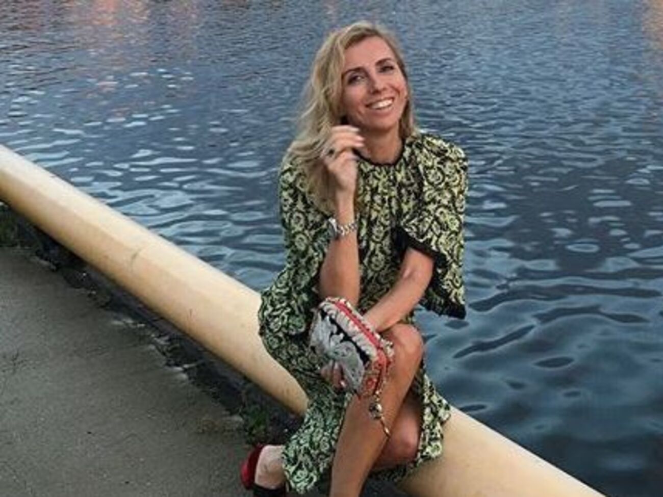 "Паулина отдыхает!" – пользователи Instagram прокомментировали фото Светланы Бондарчук в нижнем белье