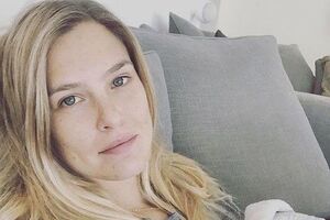 Рафаэли назвала свою новорожденную дочь именем Лив