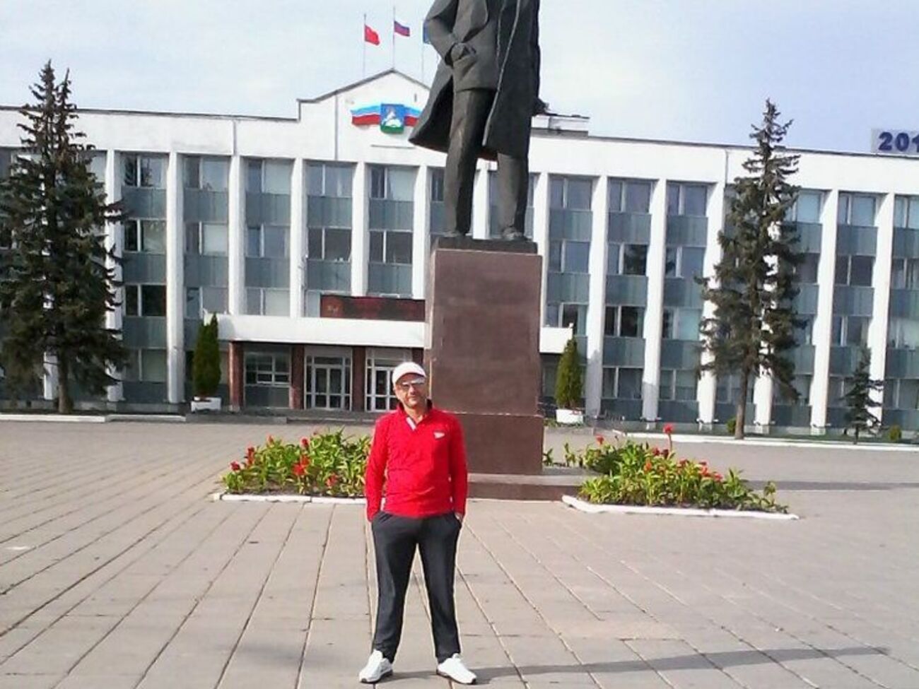 На своей странице во "ВКонтакте" Захтей публиковал множество фотографий