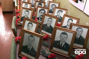 В августе 2000 года на борту "Курска" погибло 118 человек