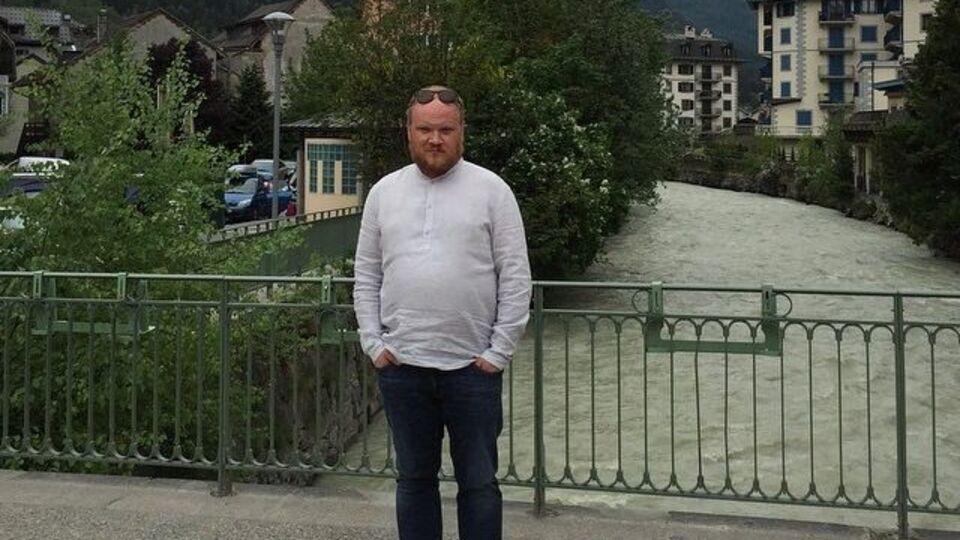 Кашин: Вы живете в воюющей стране, где жизнь обесценилась до более низких, чем в России, показателей