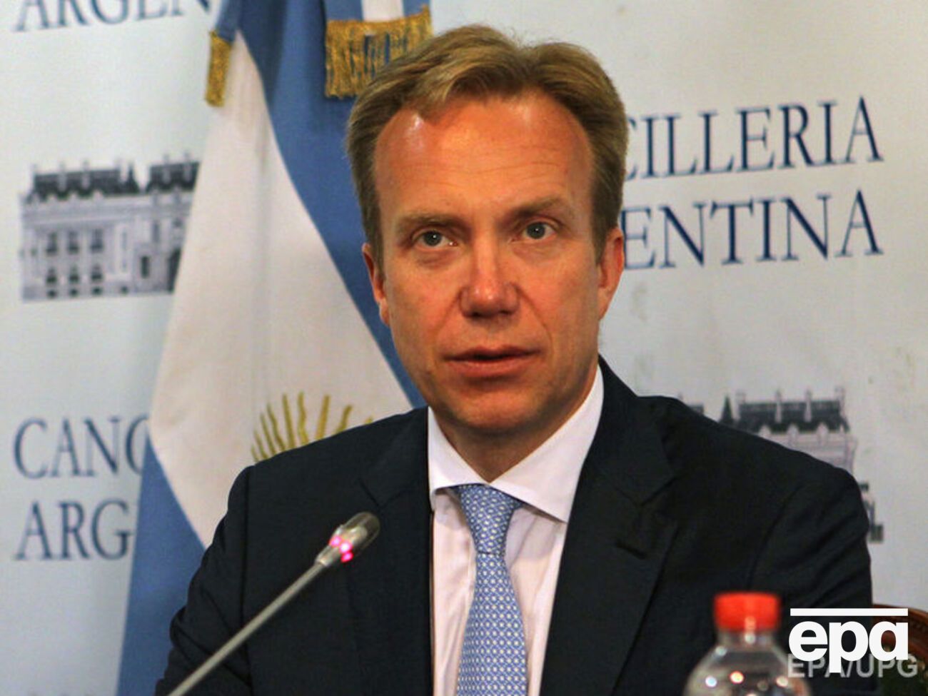 Берге Бренде призвал стороны возержаться от заявлений и шагов, которые могут привести к дальнейшему обострению ситуации