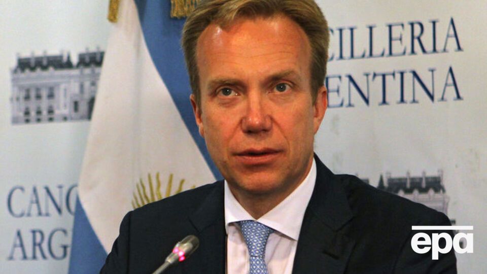 Берге Бренде призвал стороны возержаться от заявлений и шагов, которые могут привести к дальнейшему обострению ситуации