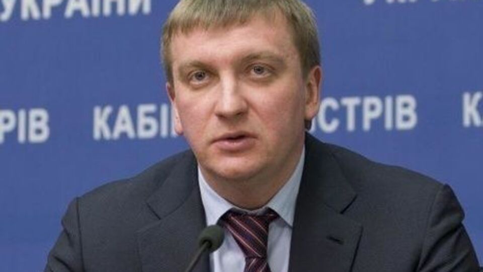 Петренко: Сейчас 458 родильных домов по всей стране выдают свидетельства о рождении непосредственно в роддоме
