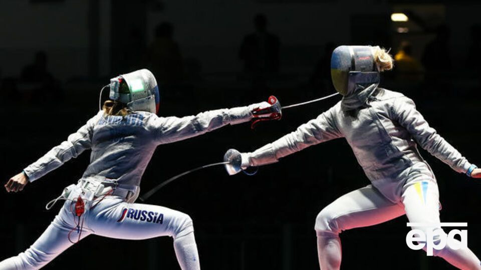 Украинцы уступили в финале турнира саблисток, завоевав серебряные медали