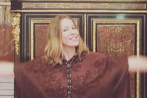 Пользователи Instagram обсуждают округлившийся живот Собчак